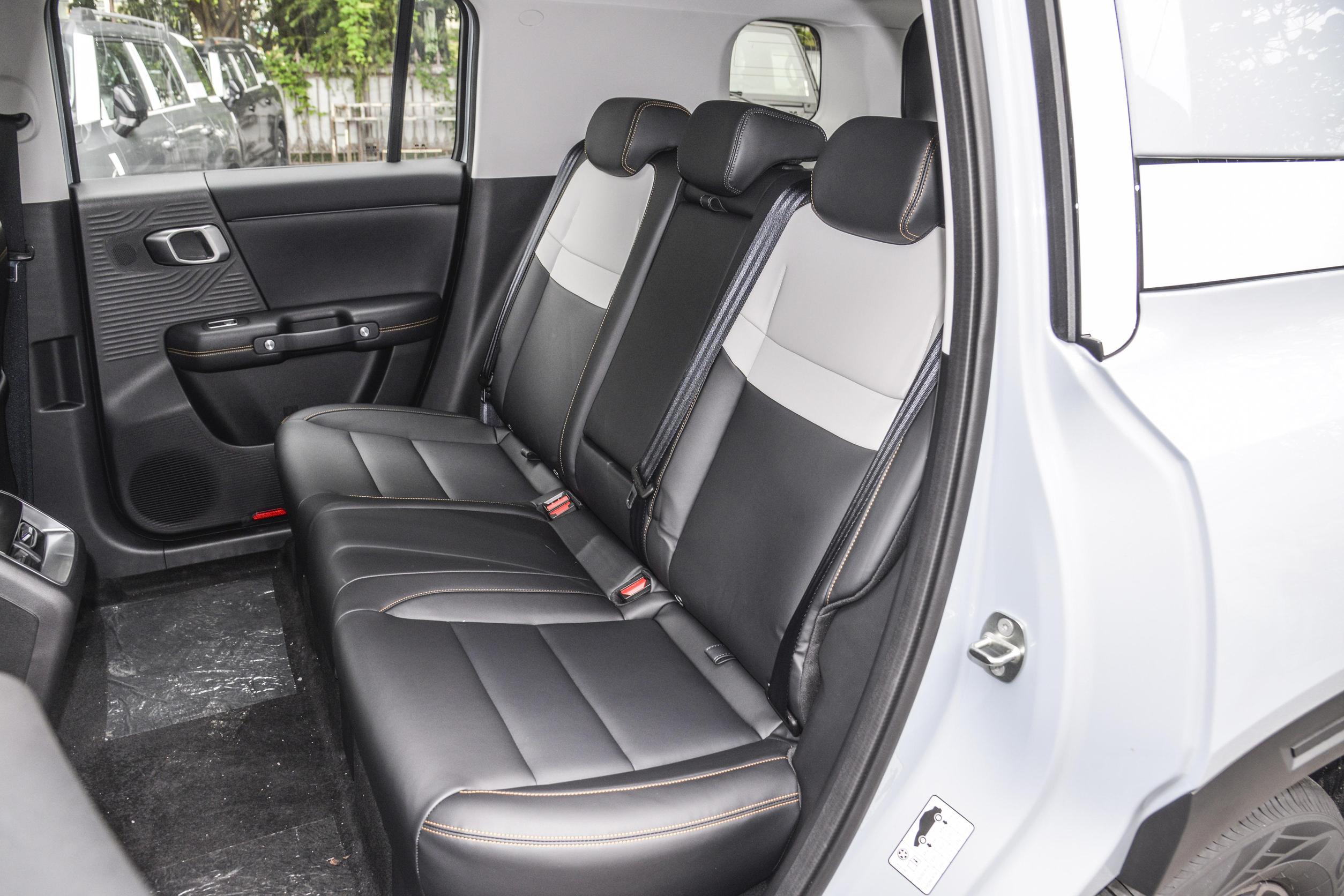 2024 Beijing Bj30 4X4 Big SUV 5 Door 5 Seats Large Vehicle off-Road SUV Gasoline Used Cars with Rear Suspension Multi-link