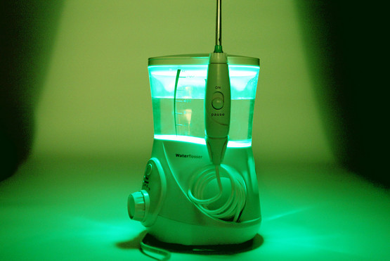 Amazon new best 2017 oral irrigator water flosser dental flosser LED light Massage 700ML Volume 100-240V