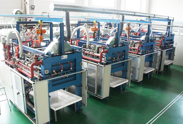 Energy Efficiency EPP Molding Machine For Fish Box Under Panel Production Line