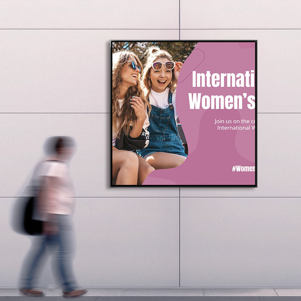 Wall Mounted High Contrast Square LCD Display Perfect for Retail Shops