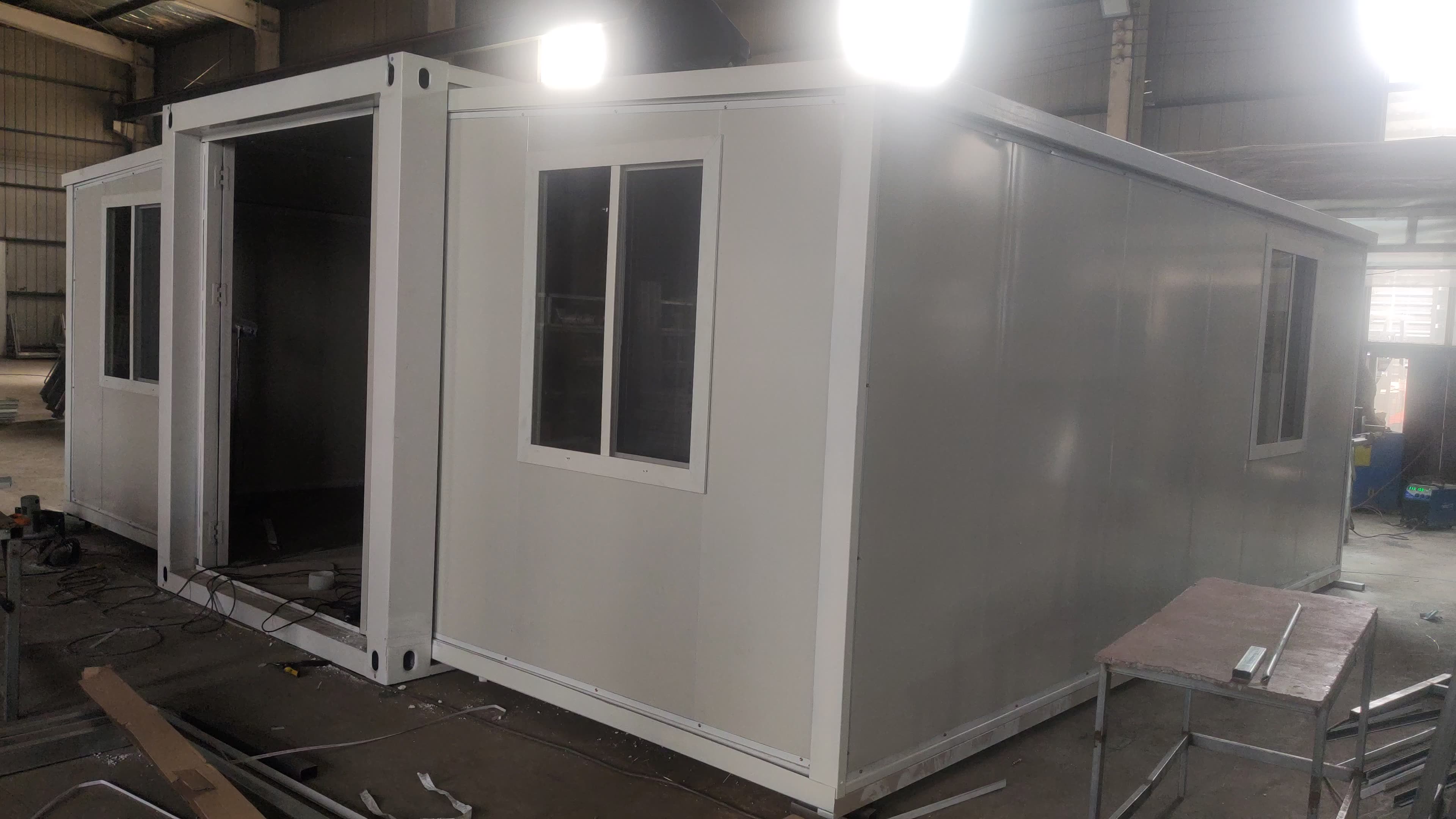 Sandwich Panel Portable Prefab Container House Workshop Shipping Container House