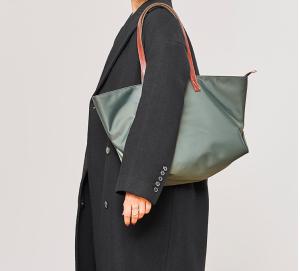 Wholesale 32cm Green Nylon Tote Bag ISO9001 Oversized Satchel Handbags from china suppliers