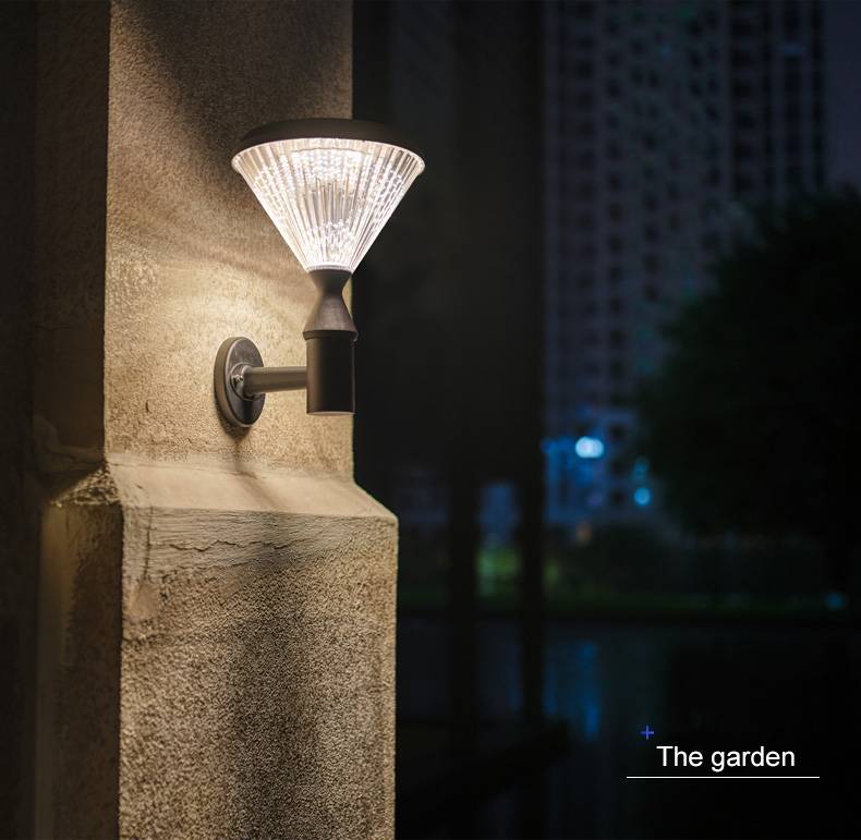 Die Cast Aluminum 20w Wall Mounted Solar Light outdooer wall lamp With 3.2v 8000mAh Battery