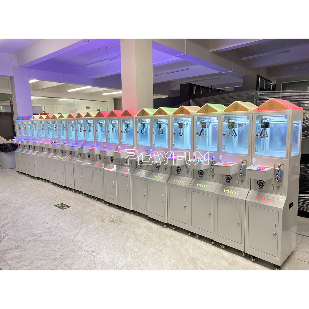 Hot Sale Commercial Coin Operated Plush Toys Claw Vending Machine Arcade Gift Mini Claw Machine with the Bill Acceptor for Sale