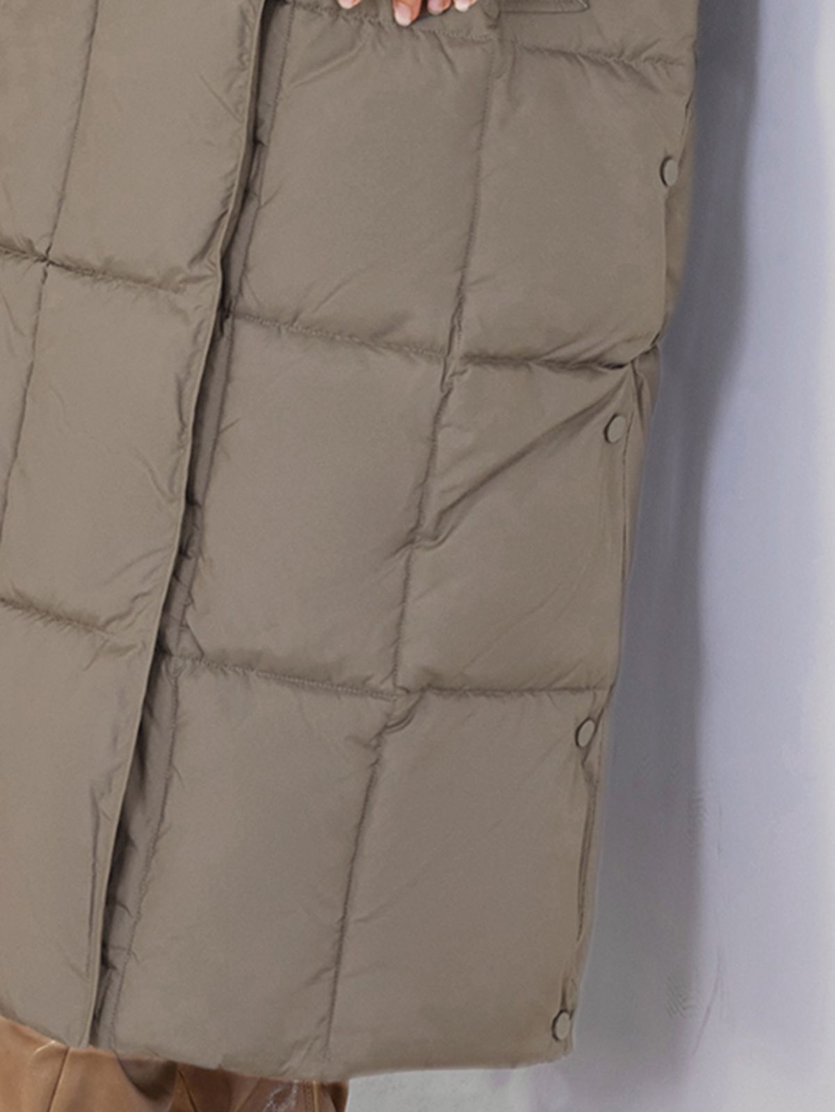 long women jacket, for cold winter coat, hooked, lower knees length, dark colours, Winter Warmth Graphene Self Heating line，with Shoulder strap inside，