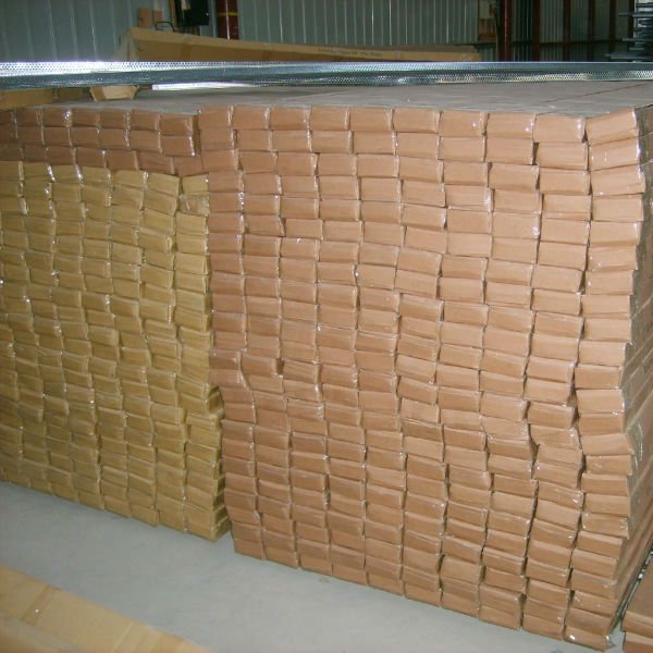 Galvanized Steel Thin Coat Angle Bead Round Nose with Various Material