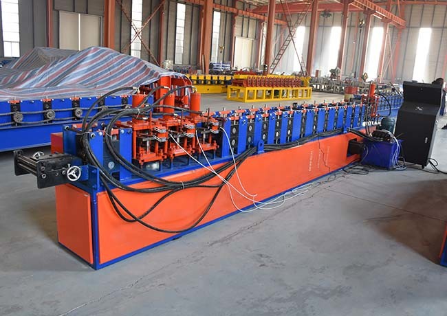 Green House Light Steel Keel Roll Forming Machine With Smoothly Feeding Device