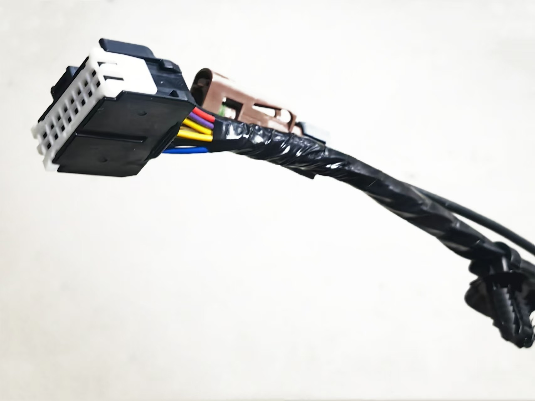 Customizable Waterproof Automotive Lighting Wiring Harness Customizable with Copper Contacts