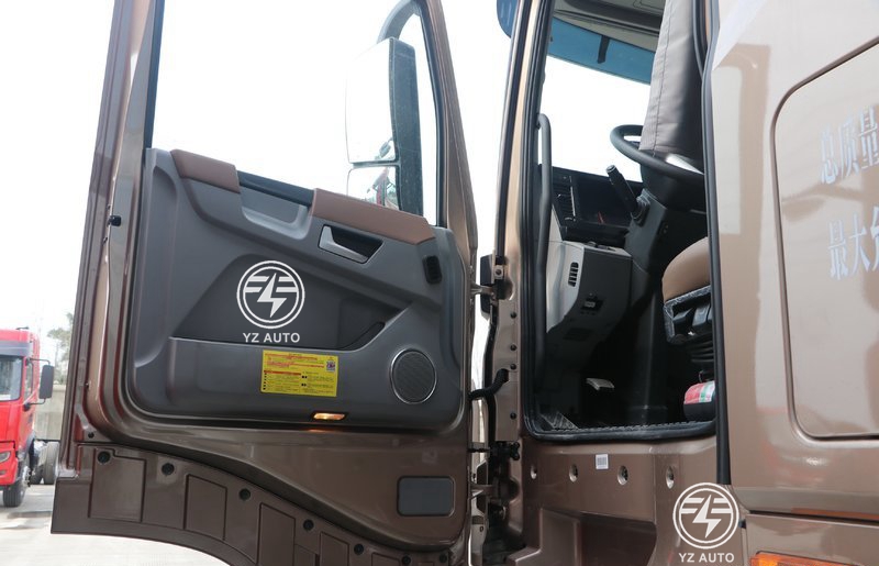 Powerful 6x4 RHD LHD Tractor Truck With Normal Cruise Control And Horsepower 450hp