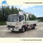 9.00R20 Tire 5 Ton HOWO Light Truck With 3 Tons Lifting Crane