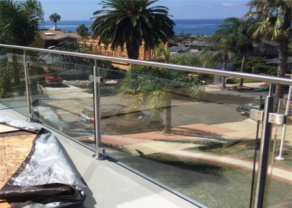 Outdoor Terrace Stainless Steel Glass Balustrade 316SS Post Glass Railing Modern
