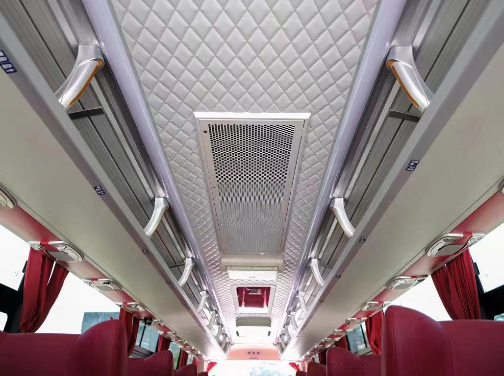 Weichai Engine Capacity 4-6L 65 Seater Passenger Bus for Passenger Experience