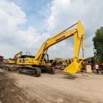 45 Ton Second Hand Komatsu Excavators Powerful Cummins Engine 257kw Rated Power