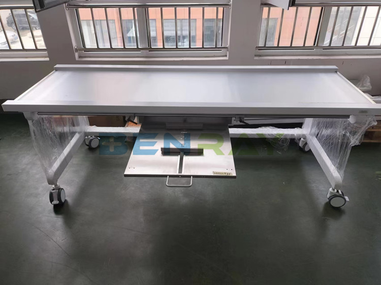 Manual X-ray C Arm Film Imaging Movable Bed Table For Surgical Procedures