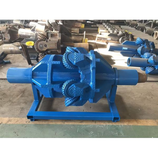 rock reamer, hole opener,