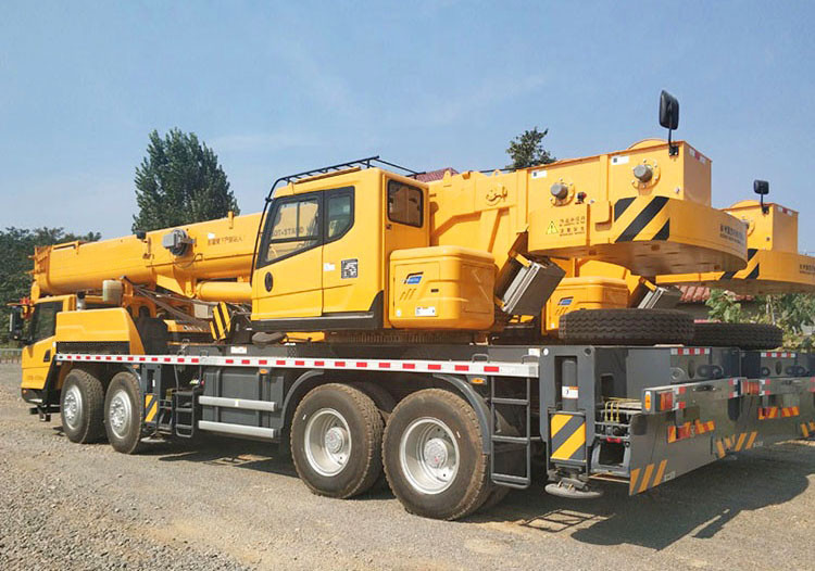 Construction P H Used 50t Truck Crane with Max. Rated Total Lifting Capacity of 50t