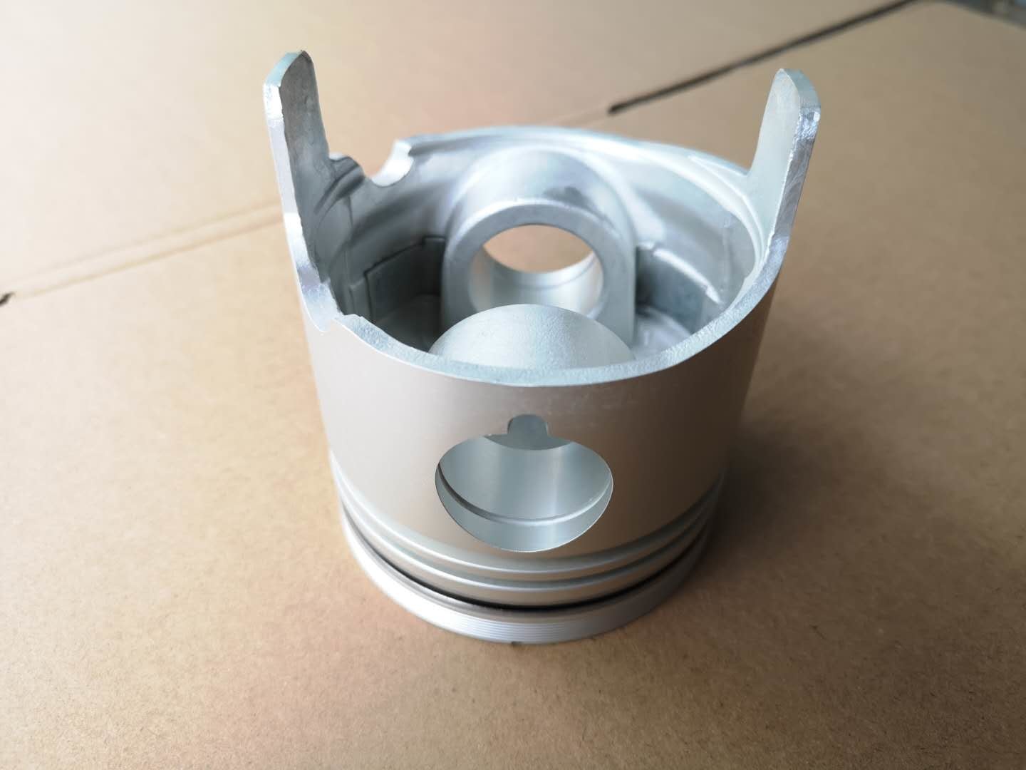 102.8mm Height 4JA1 Engine Piston 8979429850 Isuzu Dmax Pickup Engine Piston Code 9850