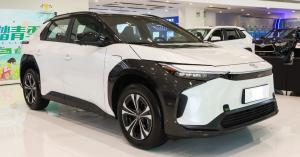 Wholesale 500km Toyota EV Vehicle Toyota BZ4x 2022 Four Wheel Drive Premium Version from china suppliers