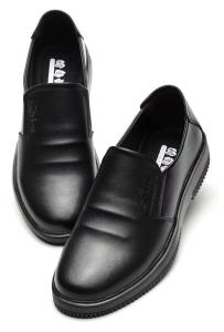 Wholesale Non Slip Waterproof Kitchen Shoes Casual Oil Resistant Work Shoes Unisex from china suppliers