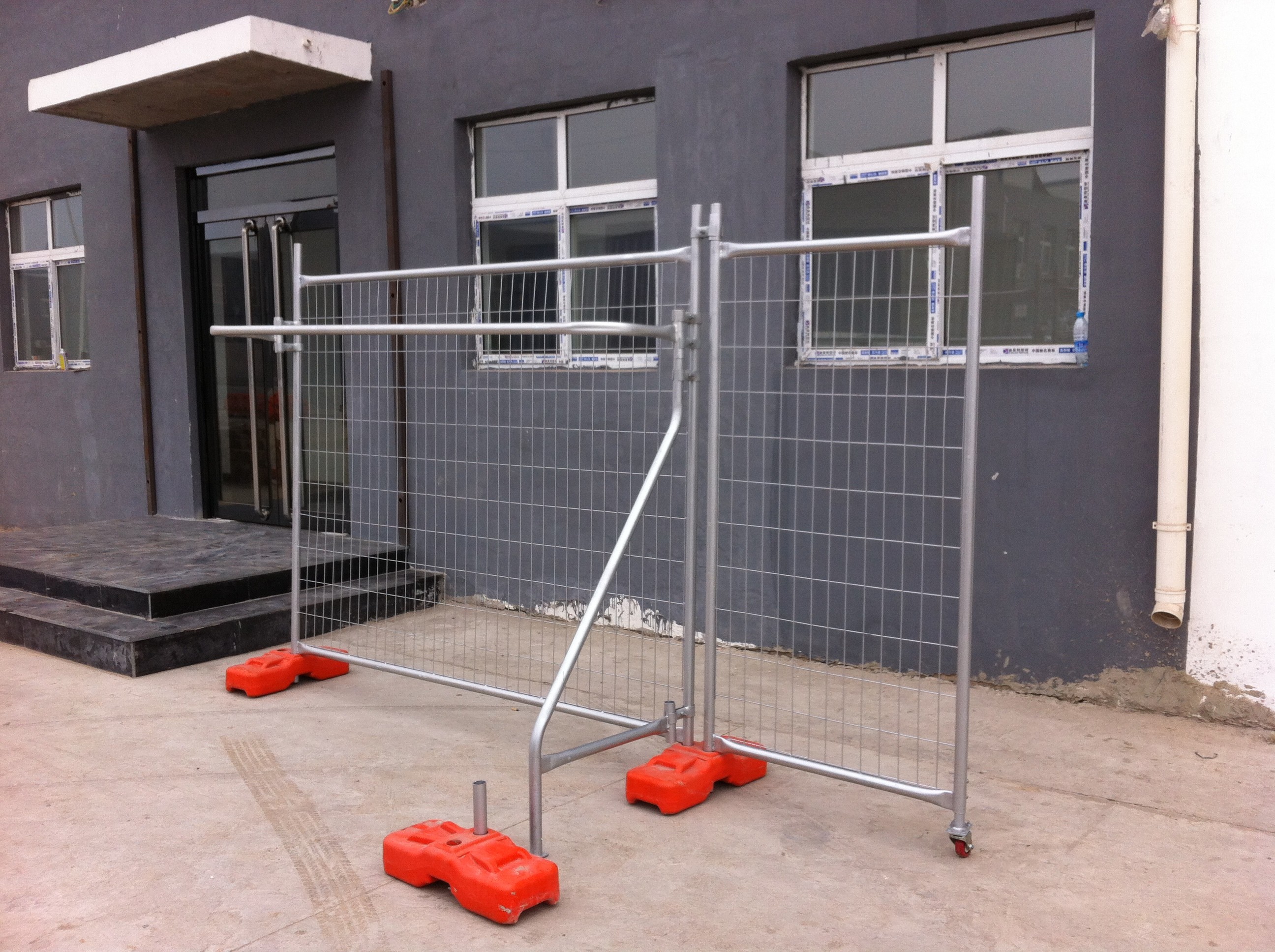 Easily Assembled Security 1.8x2.4m Temporary Boundary Fencing Panels