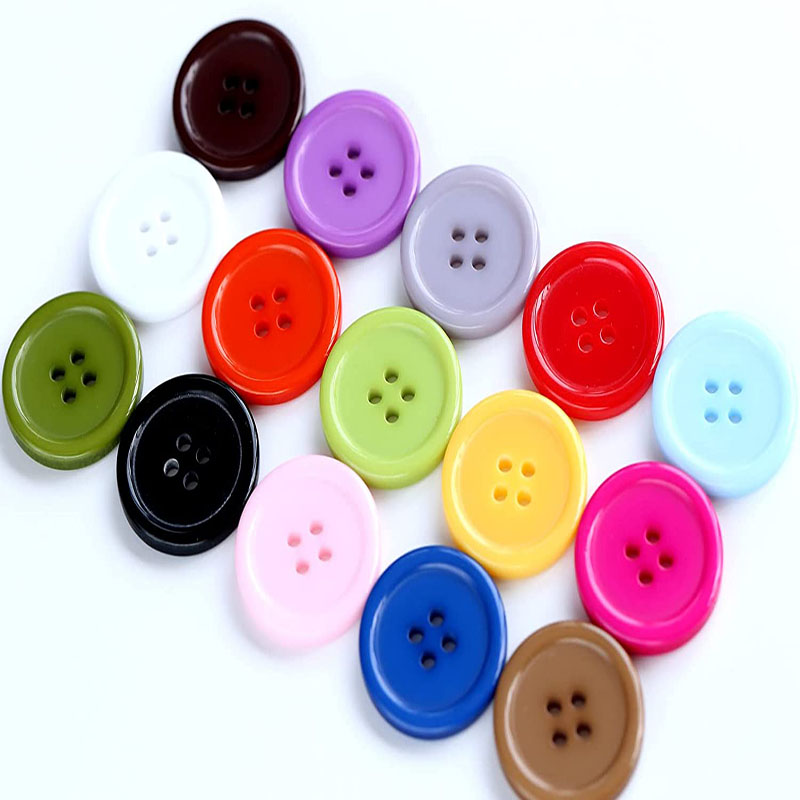 Wholesale Custom Colorful 4 holes Wooden Round Buttons For Clothing Shirt