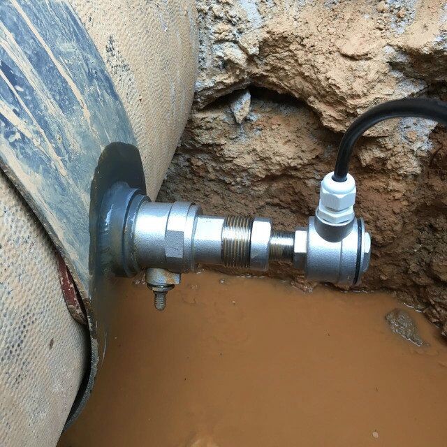 High Reliability Insertion Ultrasonic Flow Meter GPRS Solar Power Supply