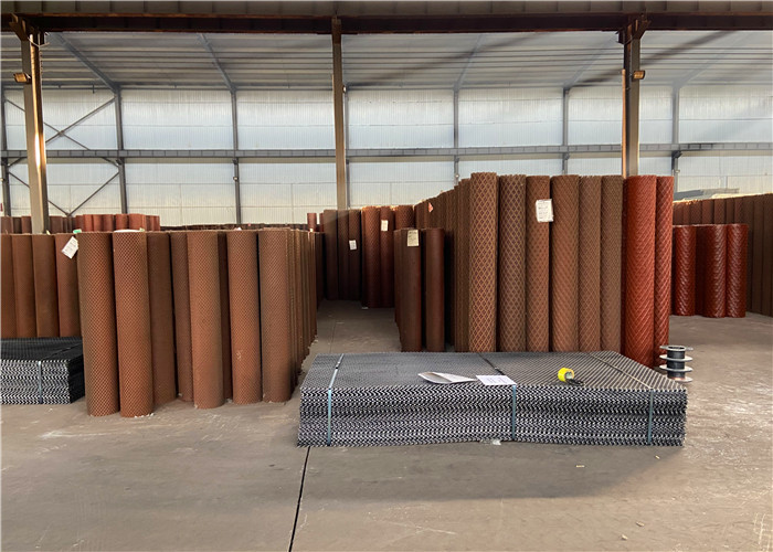 Hot Dip Galvanized Punching Expanded Metal Sheet 4ft X 8ft For Construction