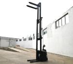 ISO Certified Full Electric Stacker Forklift 1000kg Capacity With Reach battery
