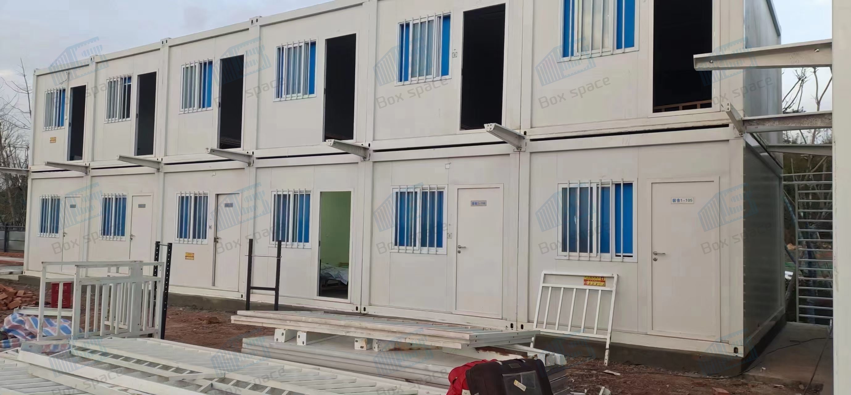 BOX SPACE Low Price Light Steel Prefab Container Office Modular Flat Pack Container House 20ft 40ft Detachable Container