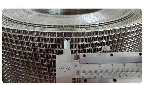 Direct From Factory ASTM 76.2*1.45mm 6 Gauge Fence 4X4 Electro Galvanized Welded Wire Mesh