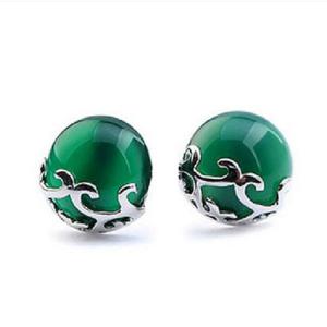 Wholesale Sterling Silver Green Agate Stud Earrings Vintage Thai Silver Jewelry (E11065GREEN) from china suppliers