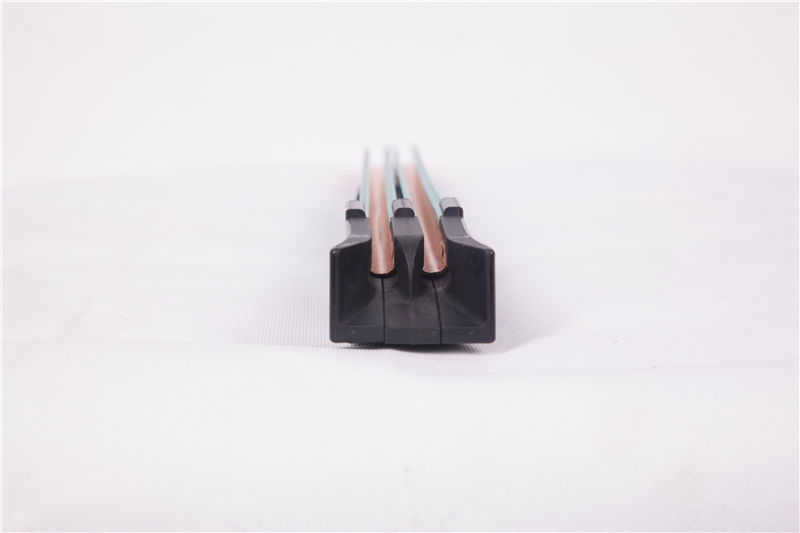 Crane Overhead Busbar Trunking System Conductor Rail For Mobile Equipment