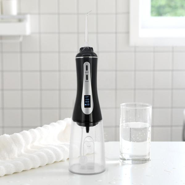 Durable 3W Portable Dental Irrigator , OLED Easy Floss High Pressure Water