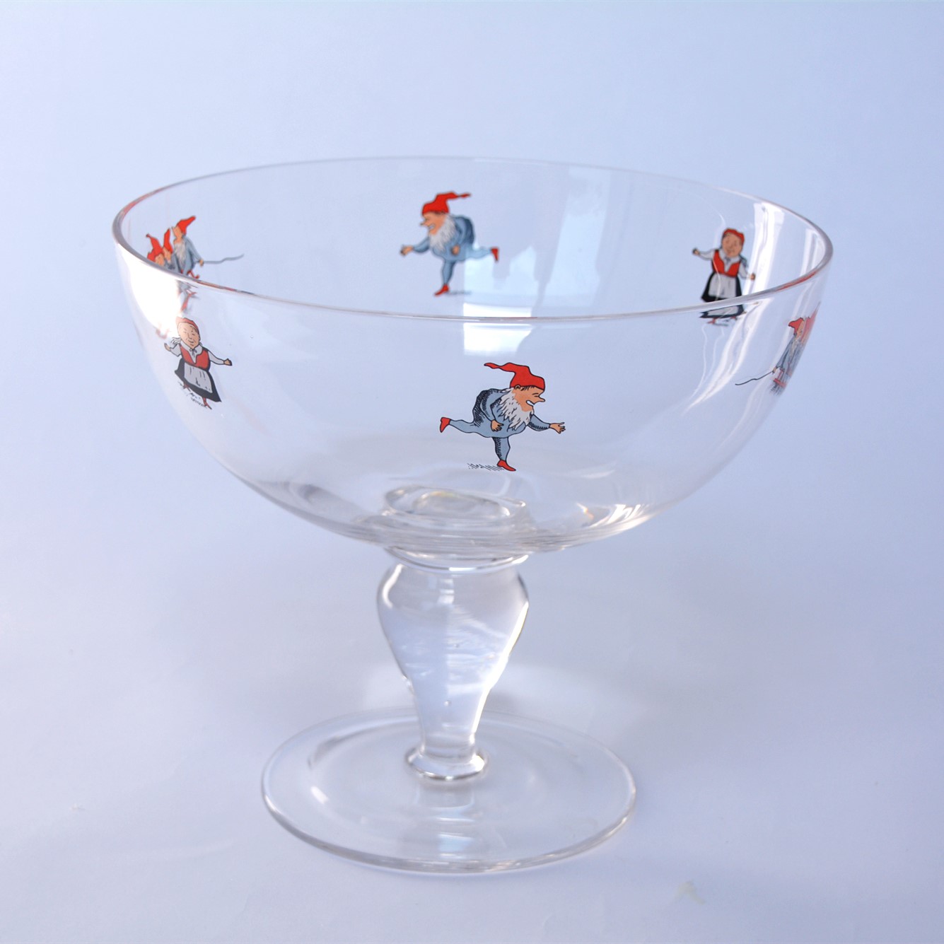 Large Diameter Crystal Glass Fruit Bowl , Crystal Salad Serving Bowl With Stand