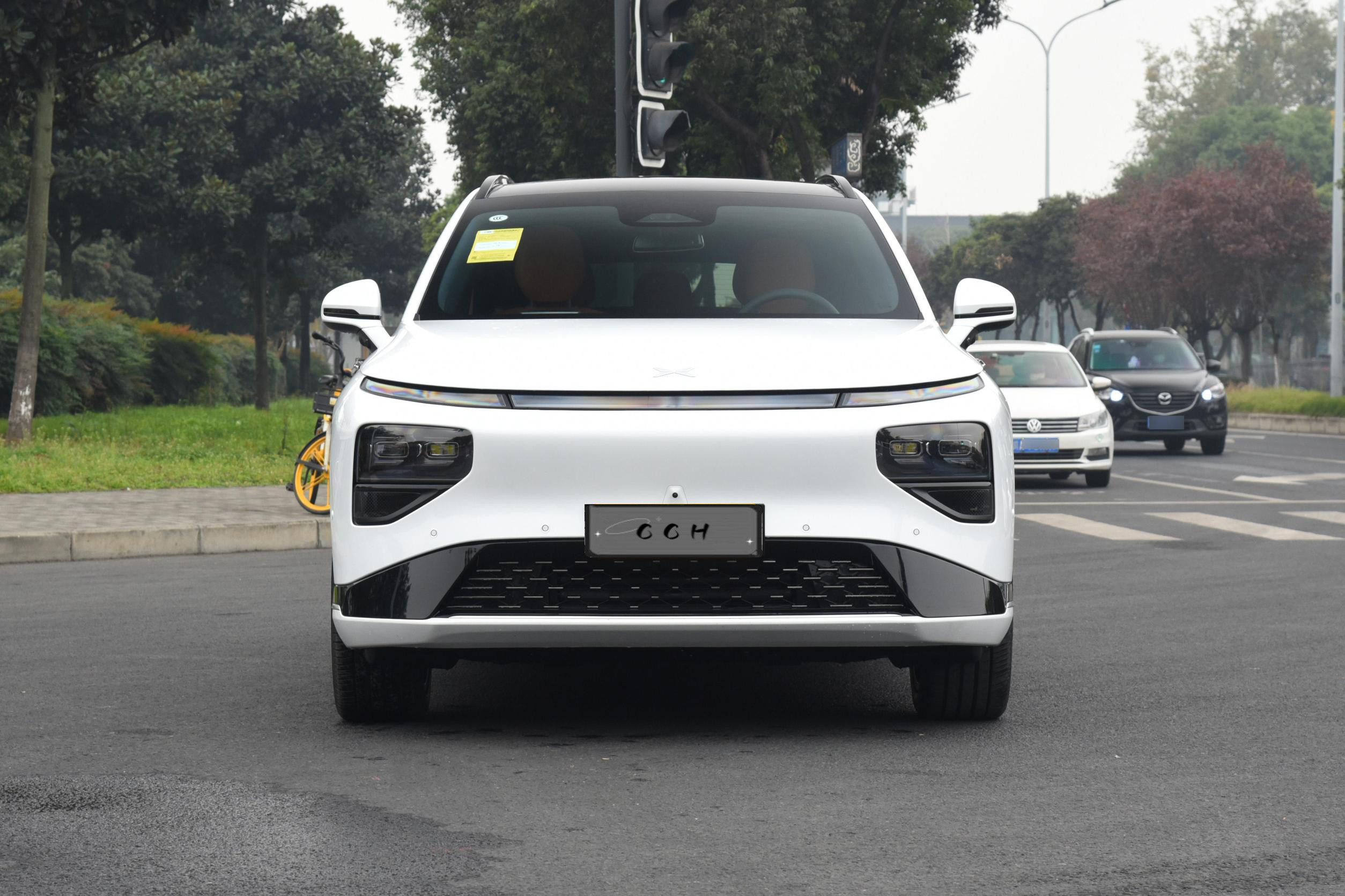 230kw Ternary Lithium Electricity Xiaopeng G9 Hatchback EV 200km/H