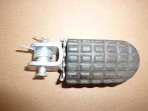 Wholesale HONDA XL125 XL185s MOTOCROSS Front footrest Assy., RH from china suppliers