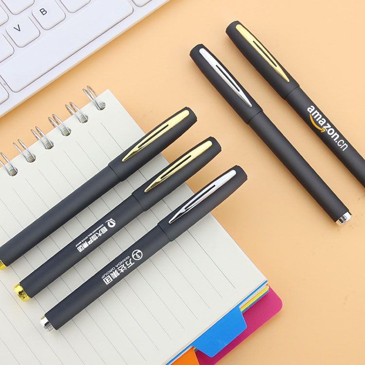 Custom Logo Imprint Black Rubber Coated Plastic Gel Ink Pens for Stationery Promotion