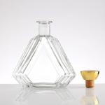 Competitive Glass Bottles for Whisky in Beverage Industry