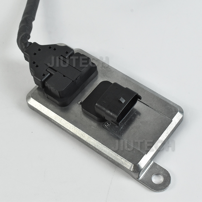 2894940 5WK96675A Nitrogen Oxygen Sensor AARFN For Cummins Nox