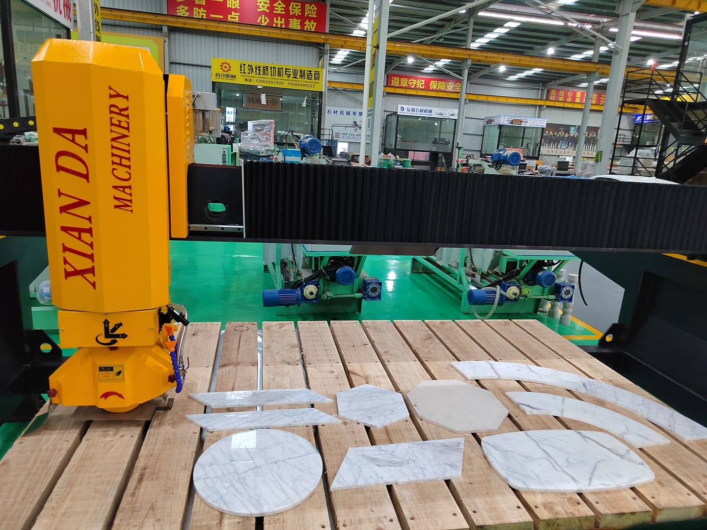 Customizable CNC Bridge Cutting Machine For Special Shapes