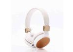 Lightweight Over Ear Bluetooth Stereo Headphones 120 Standby Time 3 . 7V