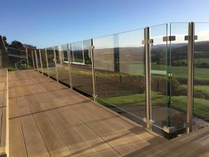 Wholesale Customizable Aluminum Frameless Glass Fence For Modern Architecture from china suppliers