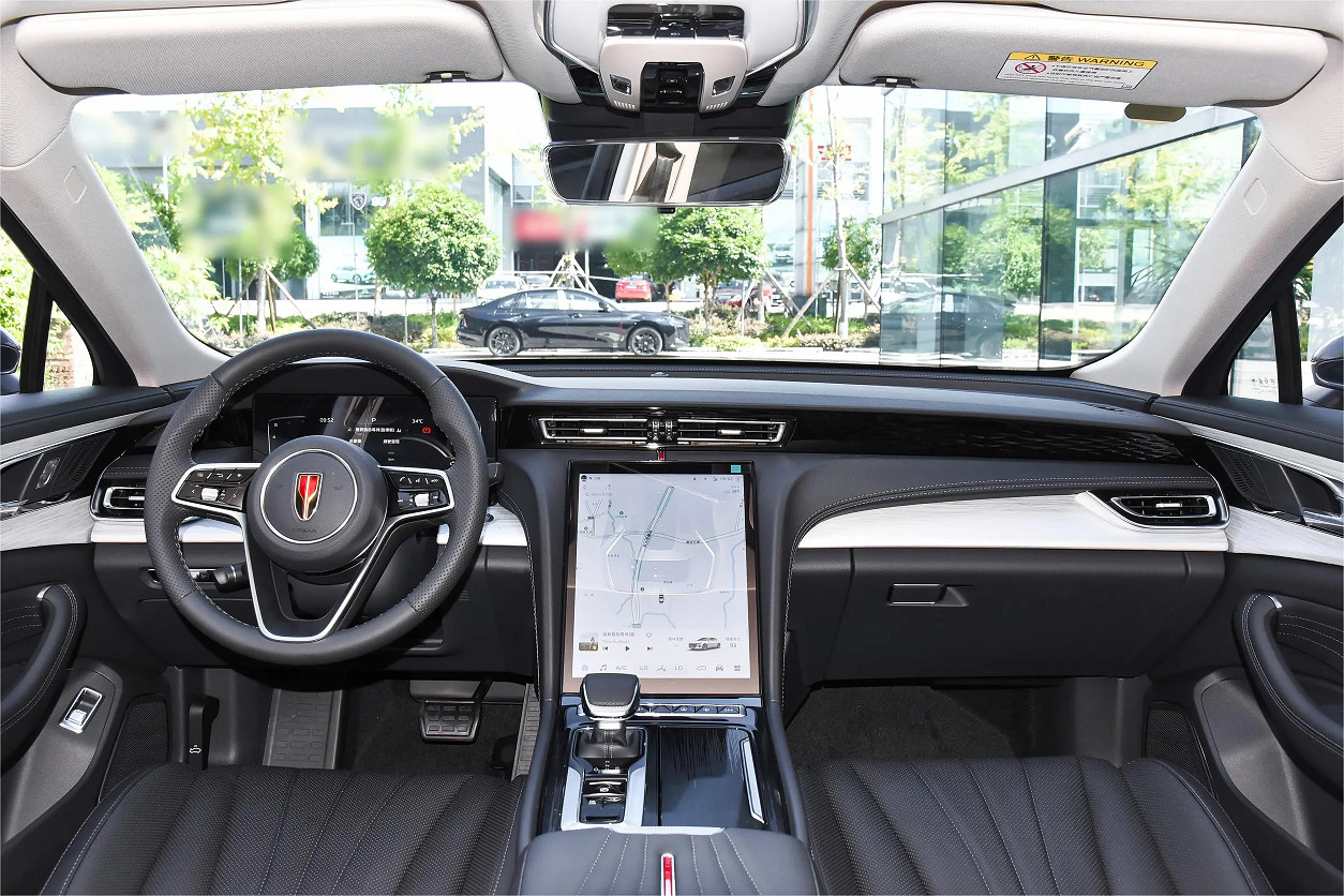 Hongqi H5 2025 1.5T DCT Qiyue 500,000 commemorative edition