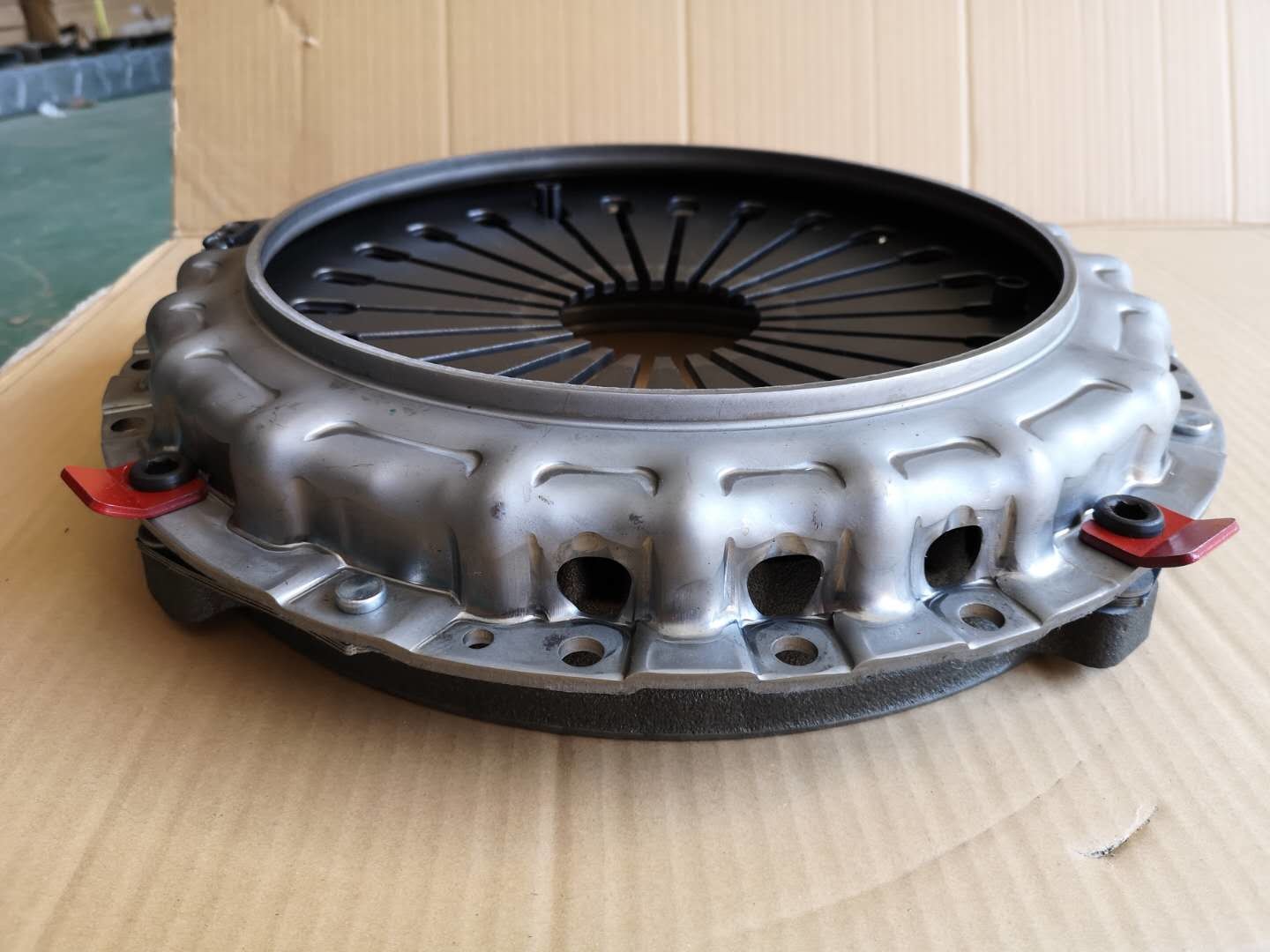 ISUZU CYZ CYH 6WF1 430mm Clutch Cover 1312204290 Without Release Bearing