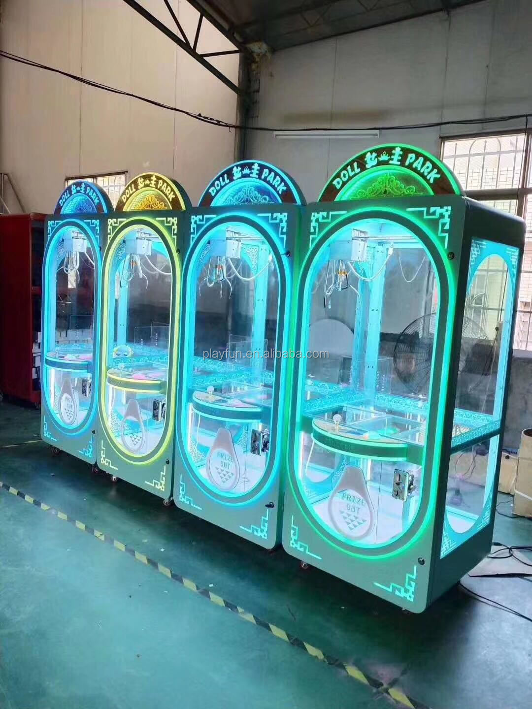 PlayFun Factory Supply Kids Amusement Mini Gift Machine Crane Toy Claw Machine
