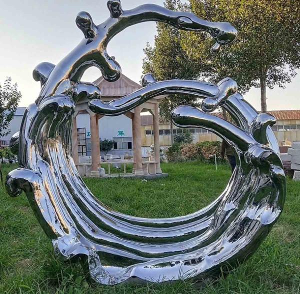 Mirror Surface Modern Outdoor Metal Sculpture Stainless Steel For Public