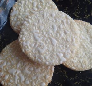 Wholesale Edible Salt Rice Crispy Cheese Crackers Fairy Shell Crisp Butter Biscuits from china suppliers