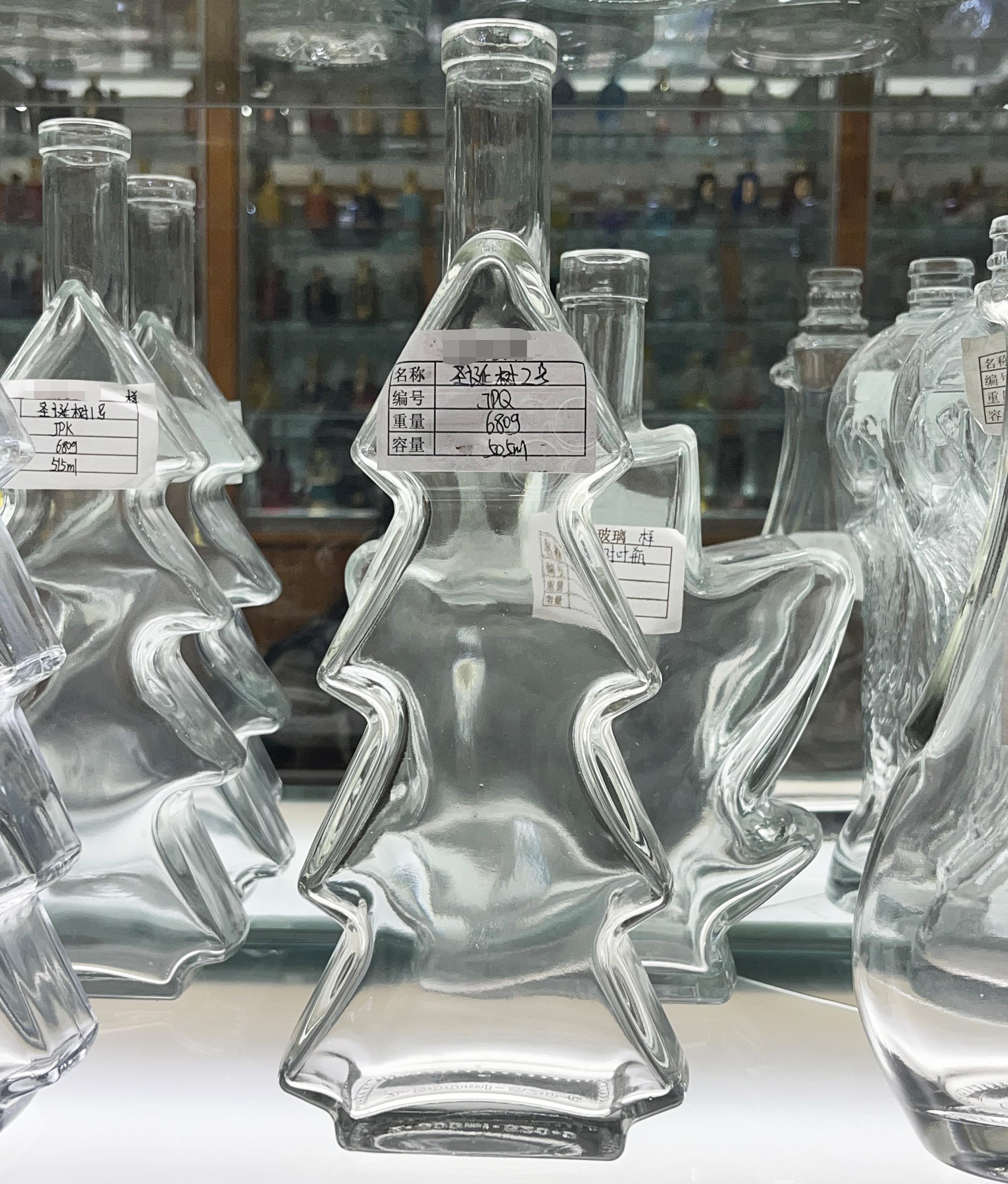 Acceptable Customer's Logo Glass Bottle for Empty Liquor Vodka Rum Gin Brandy Whiskey