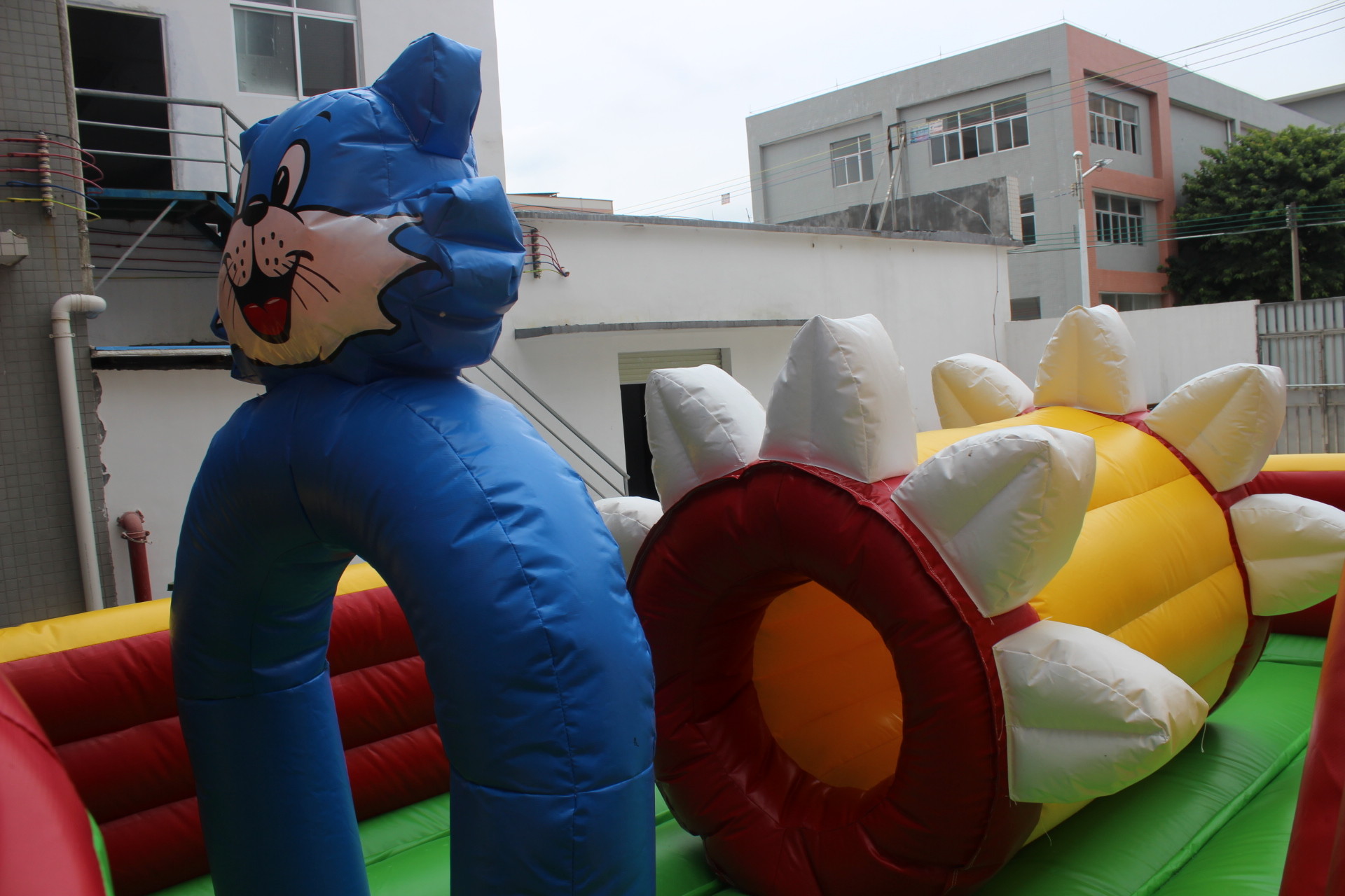 0.55 mm PVC Tarpaulin Outdoor Playground Inflatable Amusement Park Of Animal Theme