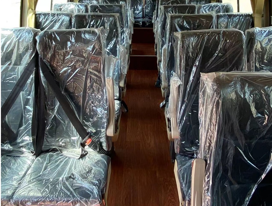 Yuchai Engine 30 Seat Mudan Commuter Bus Diesel RHD and LHD Driver 100km/h Max Speed